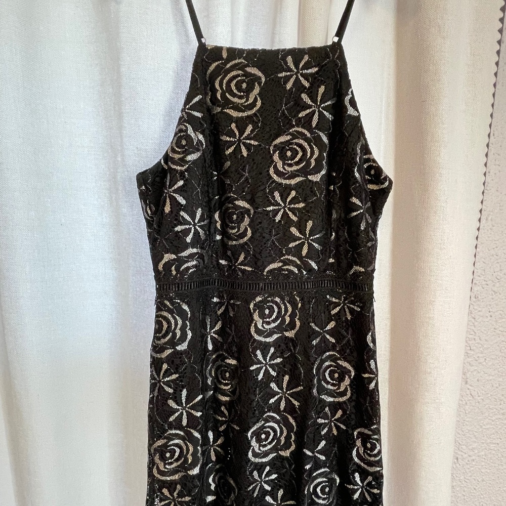 Silvery black lace mini